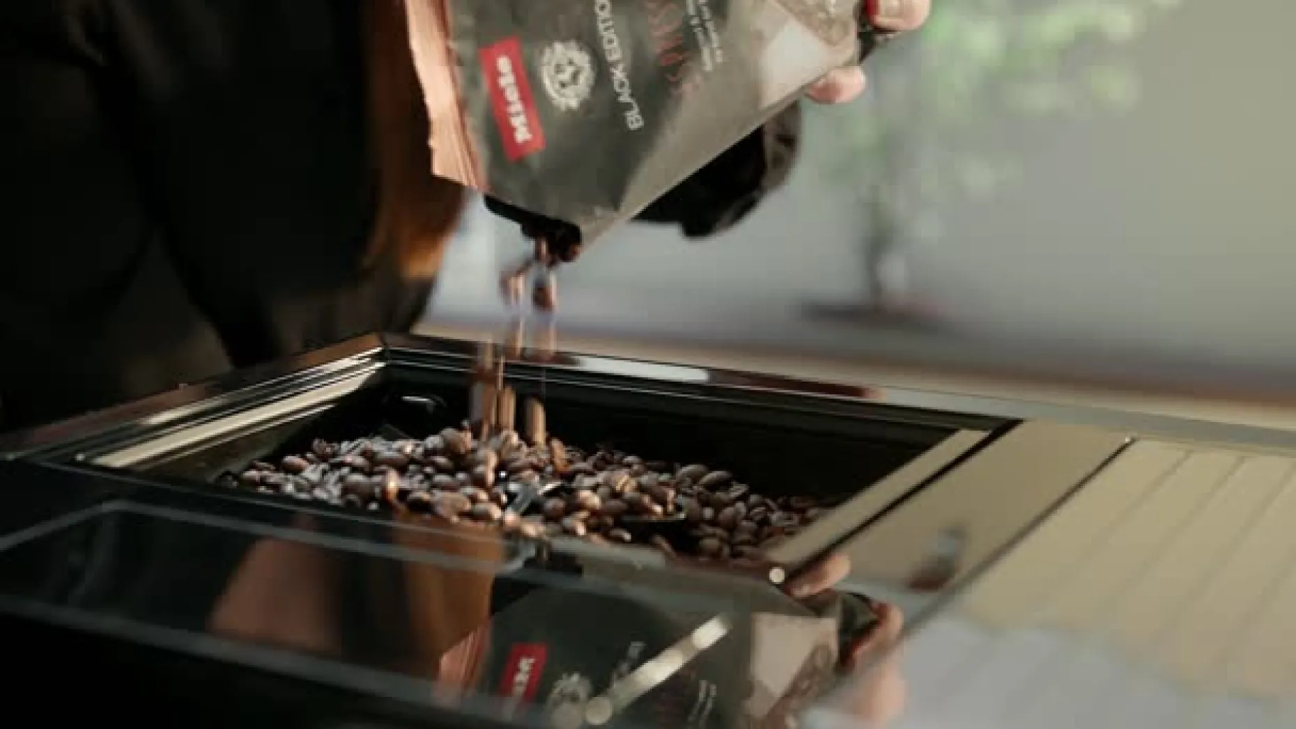 cm__coffeepassion_obsidia_1.webp CM 7550 CoffeePassion Obsidianschwarz