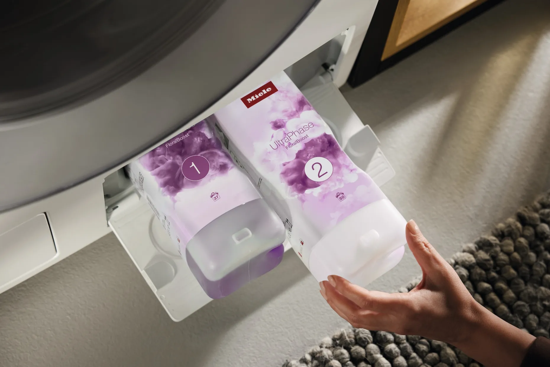miele_ultraphase__floralb_4.webp Miele UltraPhase 1 FloralBoost Limited Edition